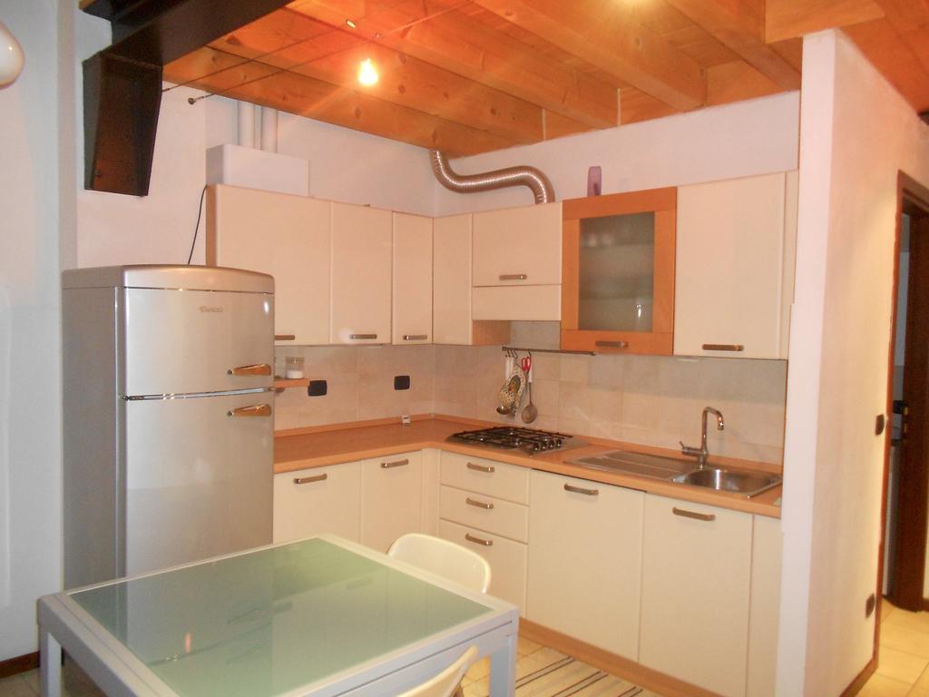 Flats4Rent Tommaso Lägenhet Verona Exteriör bild