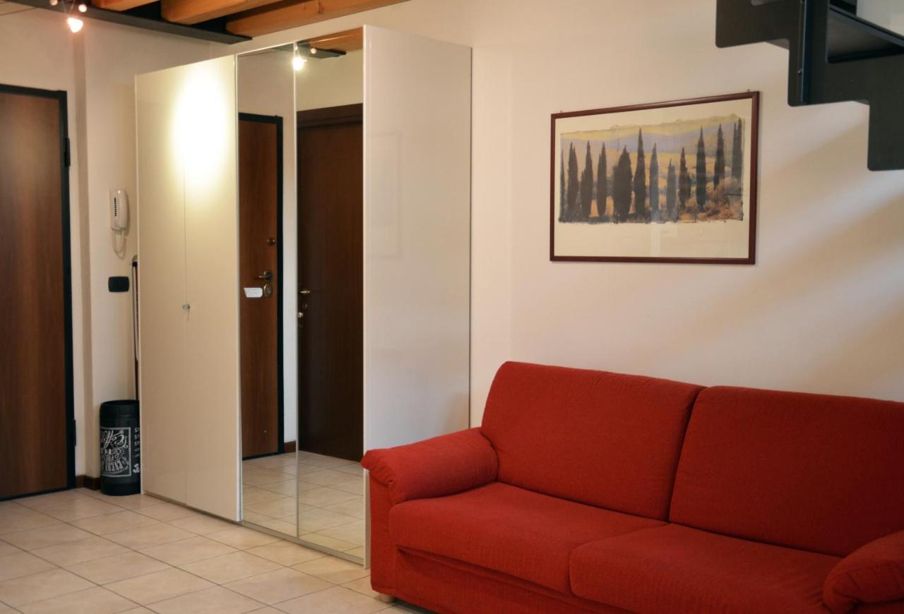 Flats4Rent Tommaso Lägenhet Verona Exteriör bild